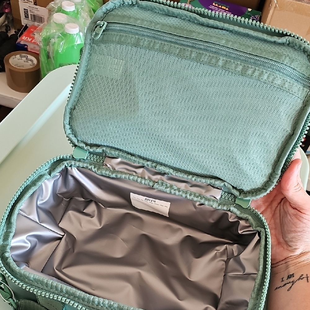 Faux Neoprene Lunch Tote - All in Motion Sage Green: Zipper Closure - Picture 4 of 5